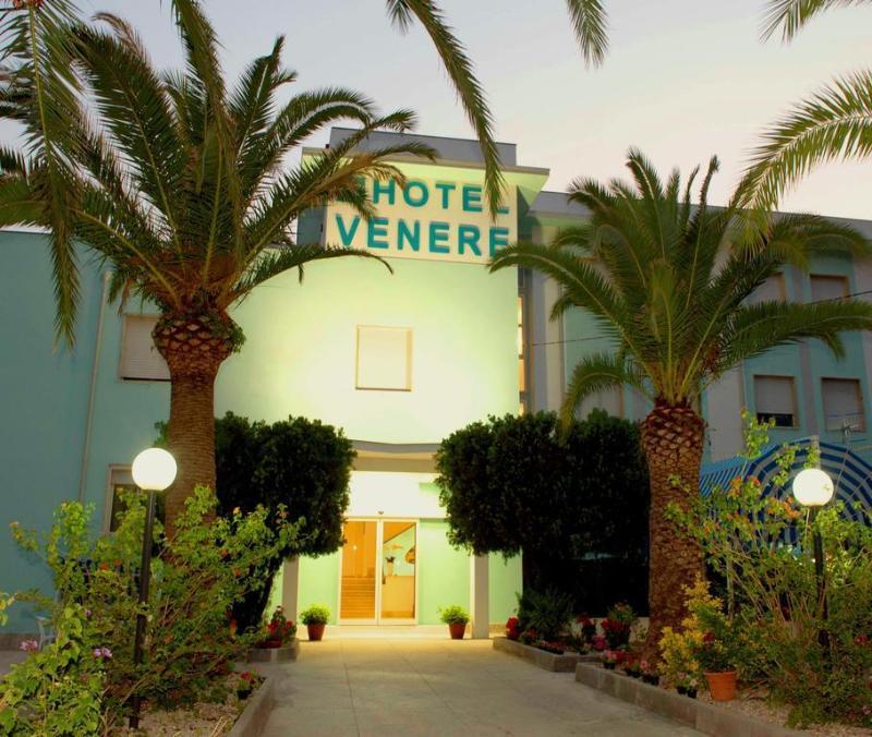 אשאה Hotel Venere מראה חיצוני תמונה