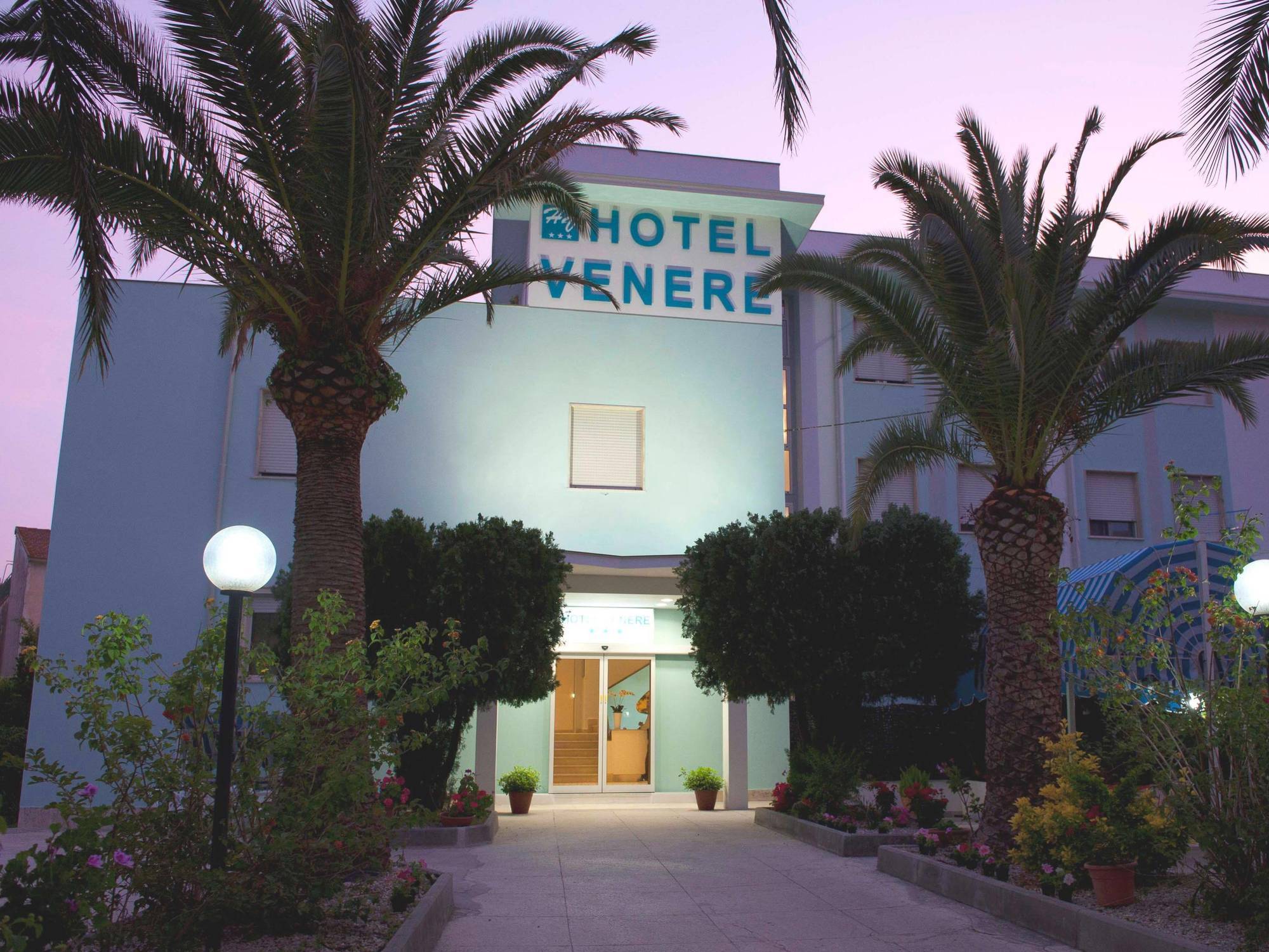 אשאה Hotel Venere מראה חיצוני תמונה